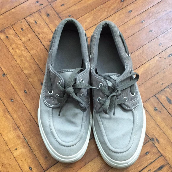 converse deck shoes